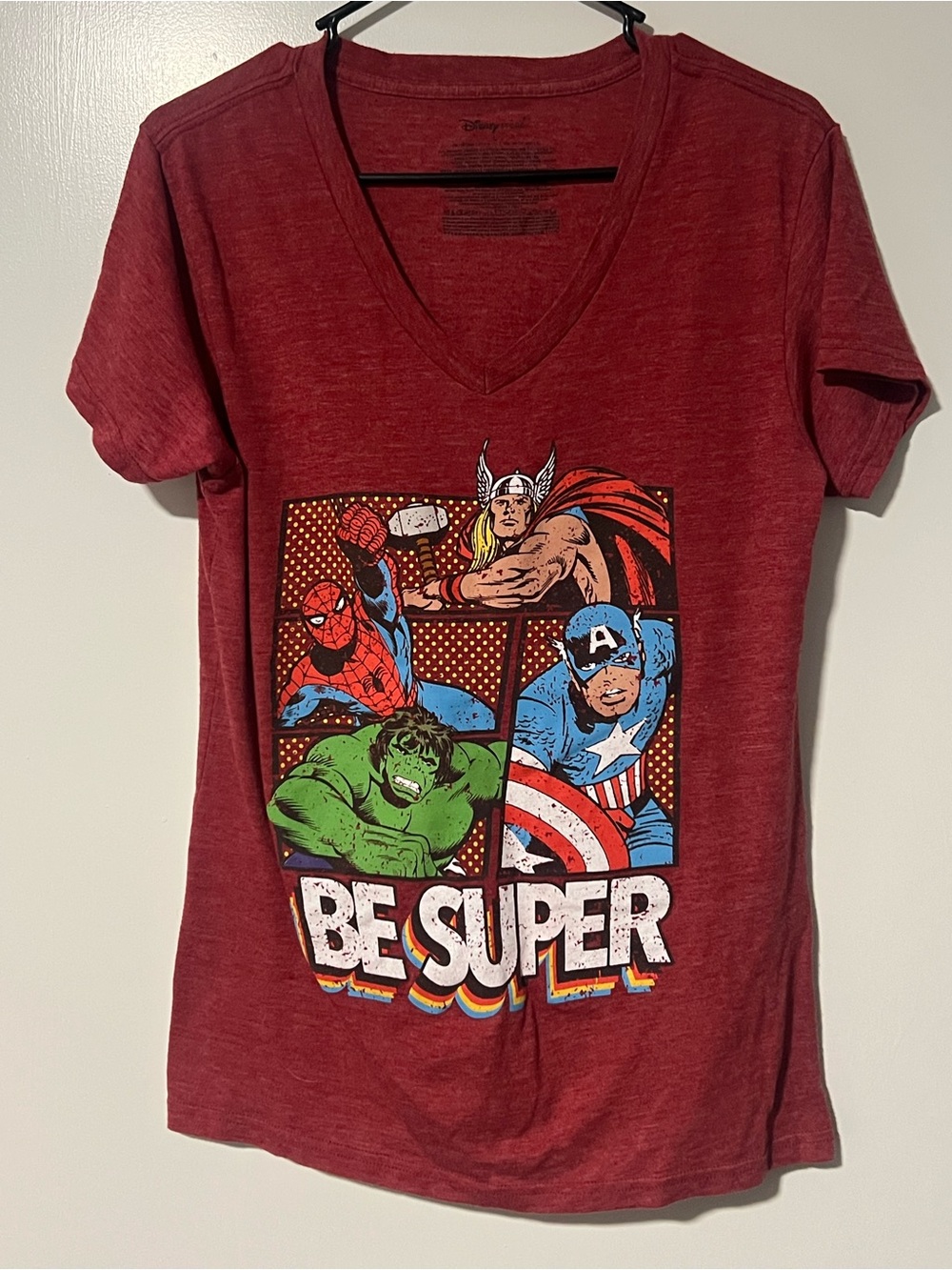 Disney Be Super Woman  V Neck Red T Shirt Sz Large